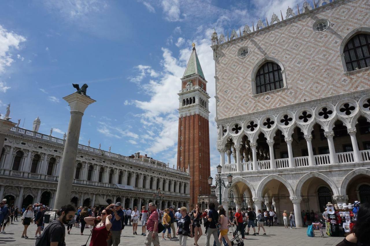 Veneziacentopercento Alle Ancore Apartment Exterior photo